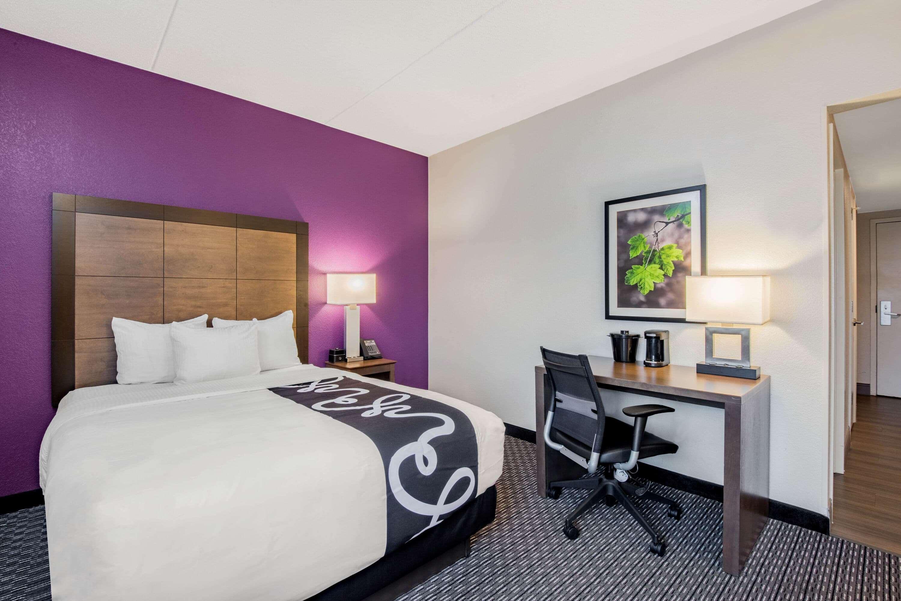 La Quinta By Wyndham Baltimore BWI Airport Линтикъм Екстериор снимка